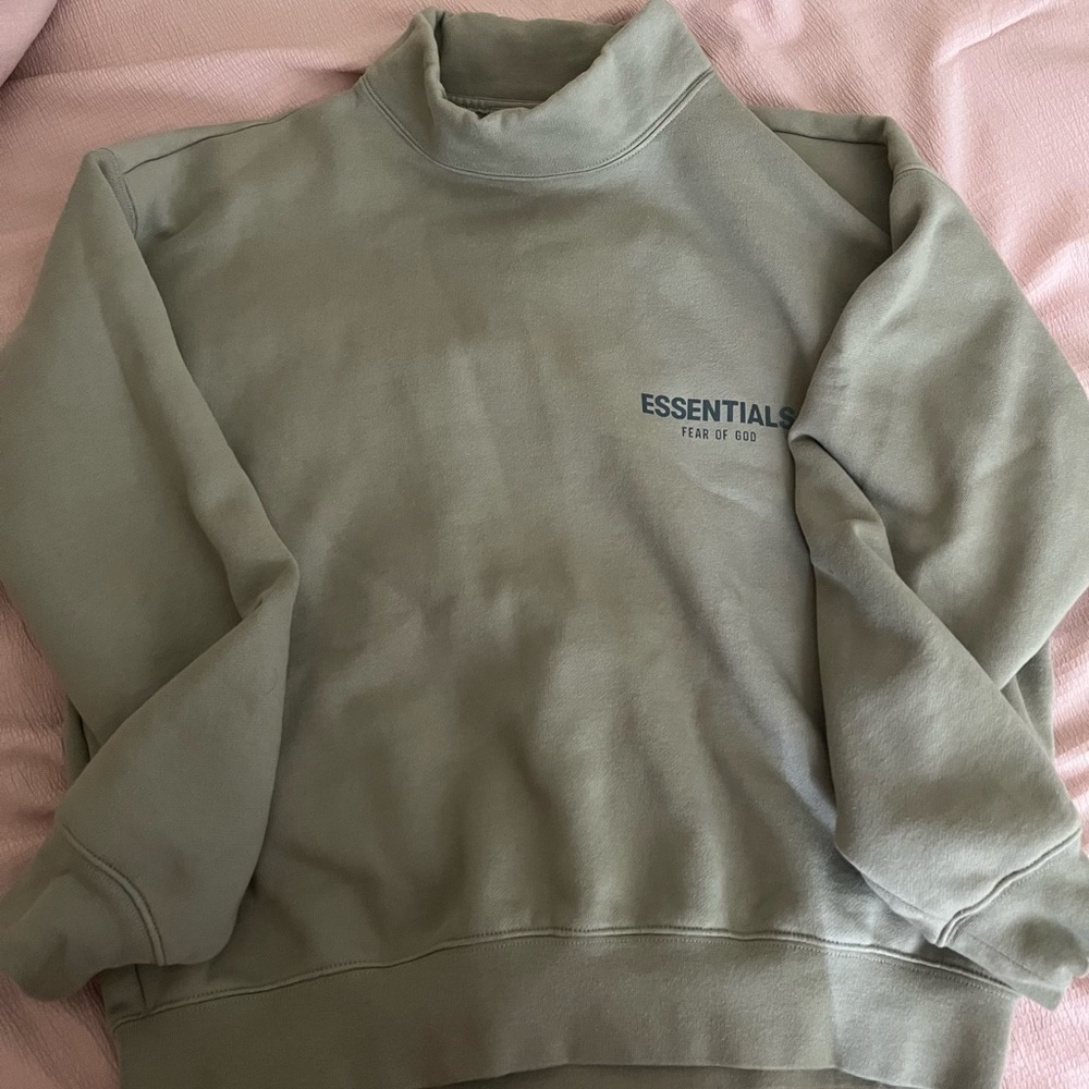 COPY - essentials sweatshirt